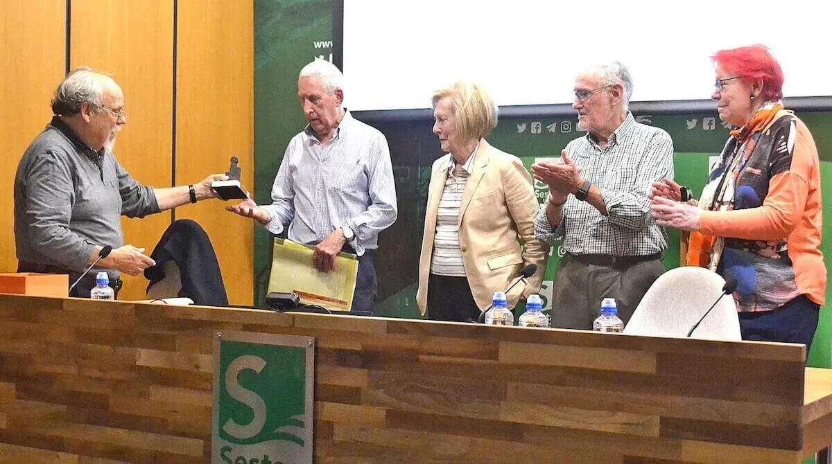 entrega-premio-burdiña-sestao-gogoan