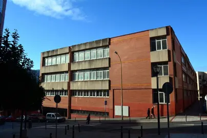 Con cursos de inform&aacute;tica, soldadura y calderer&iacute;a y el sector de la construcci&oacute;n
