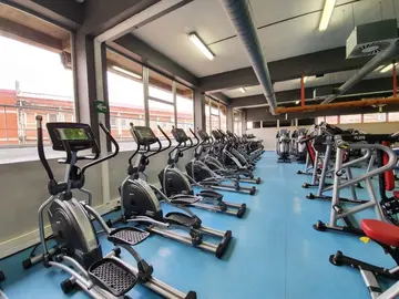 Nuevos aparatos de musculaci&oacute;n y cardio