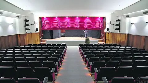 Entre las actuaciones, 
habr&aacute; espacio para el teatro, los mon&oacute;logos de humor
y los conciertos musicales