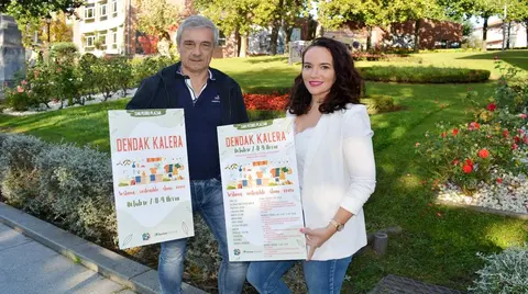 Presentaci&oacute;n de 'Dendak Kalera'