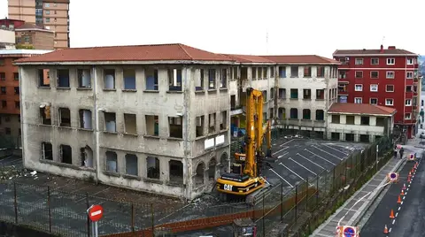 derribo-colegio-rebonza