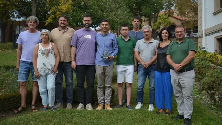 sestao-homenaje-walter-becerra