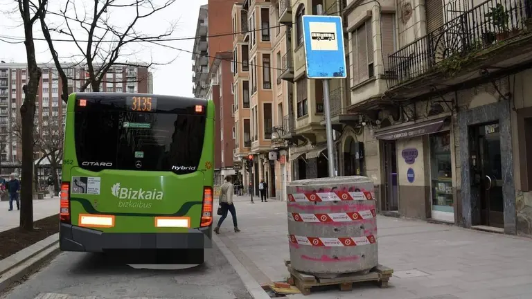 parada-autobus-alameda-las-llanas